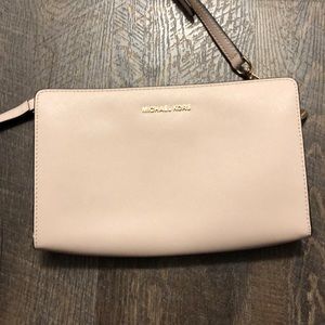 Lt pink Michael Kors crossbody-Never used!